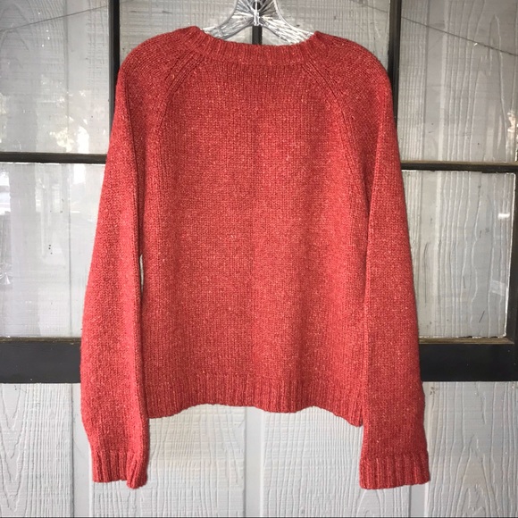 Old Navy sweater, rust colored tweed, 60% lambs’ wool - Picture 4 of 7